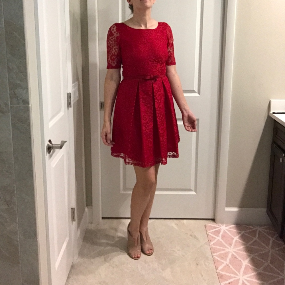 Julian Taylor Red Lace Dress with belt bow SZ 6